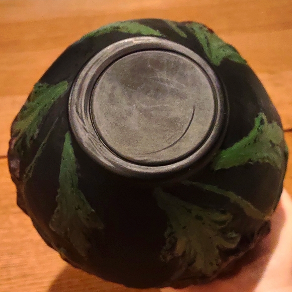 Tiffin Black Amethyst Poppy Vase - Picture 5 of 7